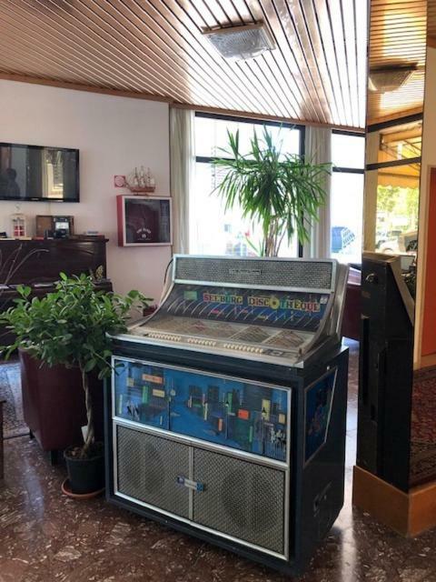 לידו די ג'סולו Hotel Felix Pindemonte מראה חיצוני תמונה